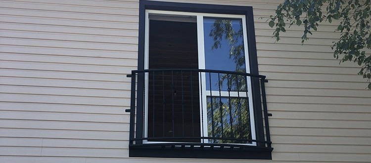 Изготовление и монтаж балконных ограждений 